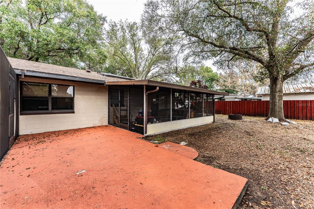 207 24th Court Southwest Winter Haven, FL 33880 - Photo 56 of 75 a view of a house with a yard