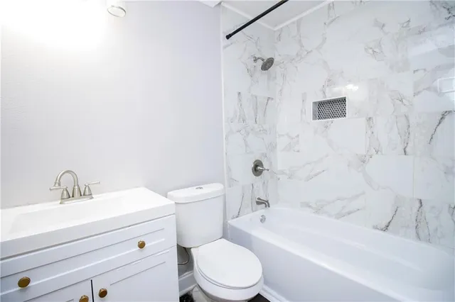 $239,900 | 2616 Wyoming Drive, Marrero, LA 70072