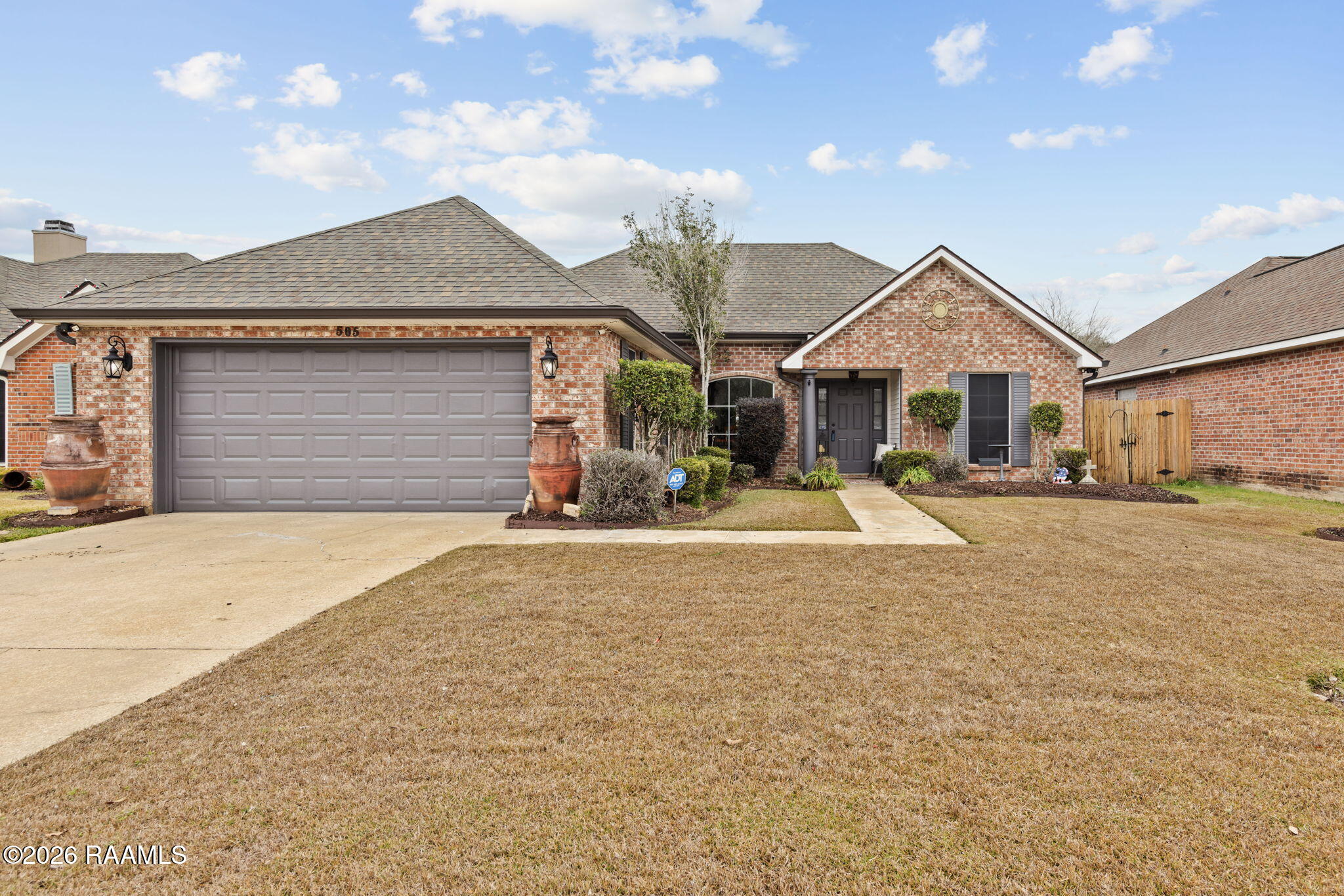 1-web-or-mls-505 Pear Tree Cir-1