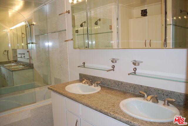 $520,000 | 2160 Century Park East, Unit 1210, Los Angeles, CA 90067