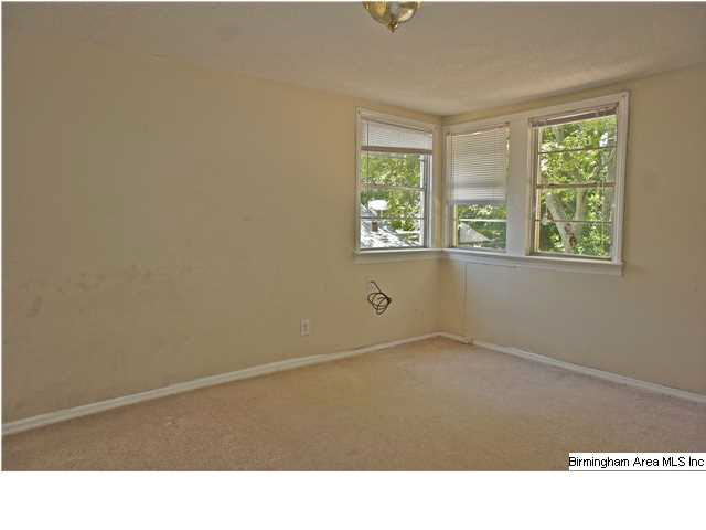 720 Center Place Southwest Birmingham, AL 35211 - Photo 20 of 32