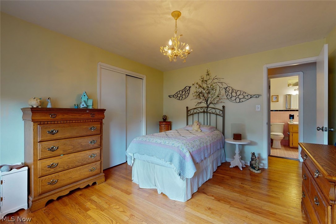 7339 Oakwood Road Parma, OH 44130 - Photo 15 of 28