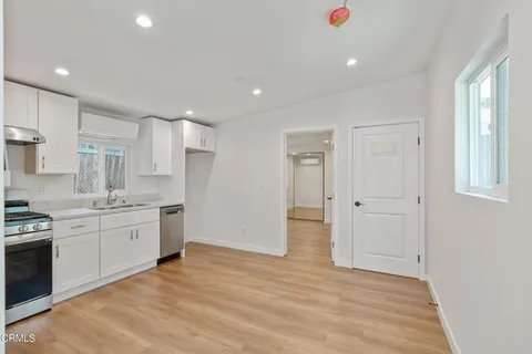 $2,495 | 5423 Ash Street, Los Angeles, CA 90042