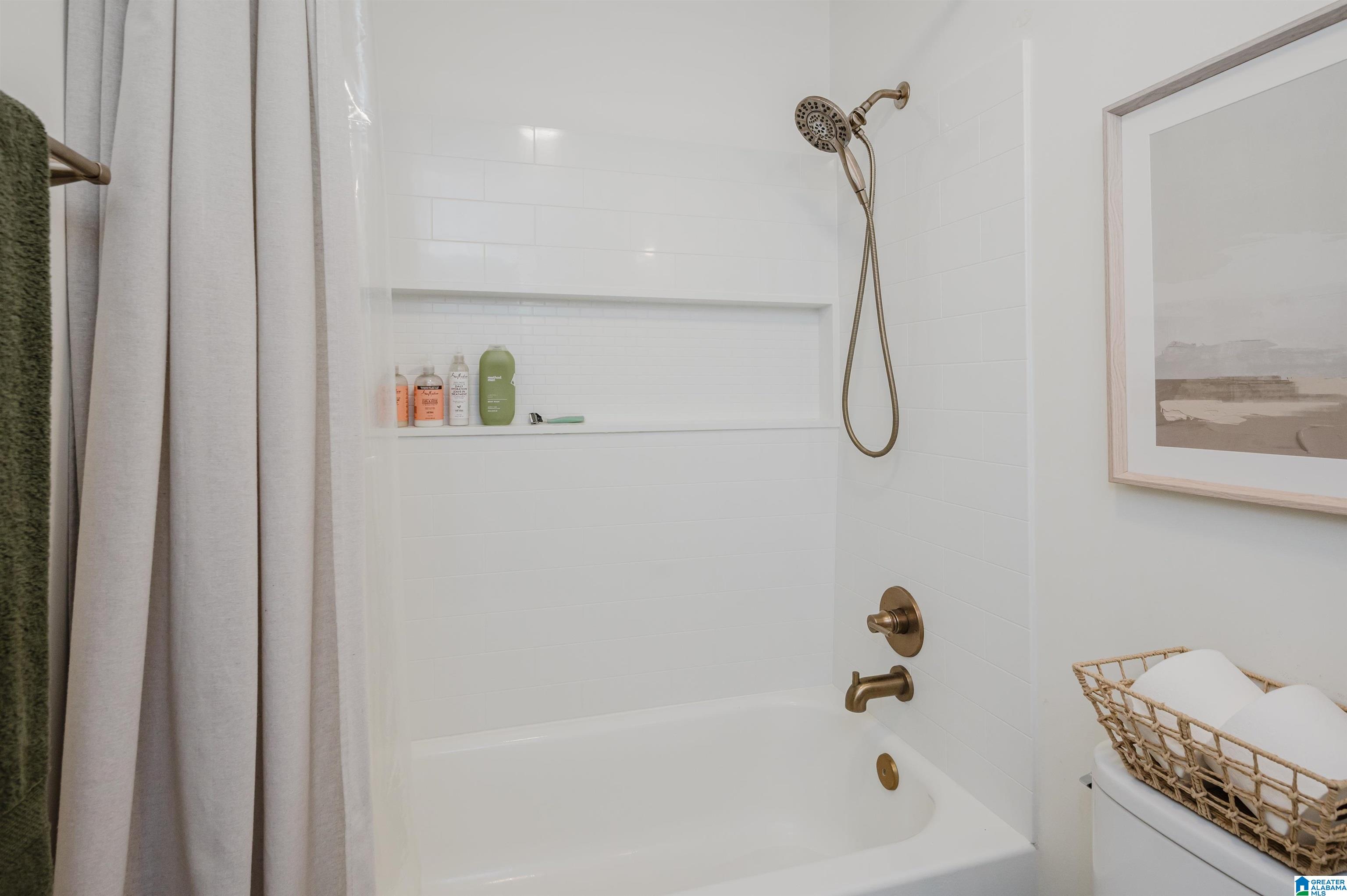 301 Mills Way Pelham, AL 35124 - Photo 35 of 44