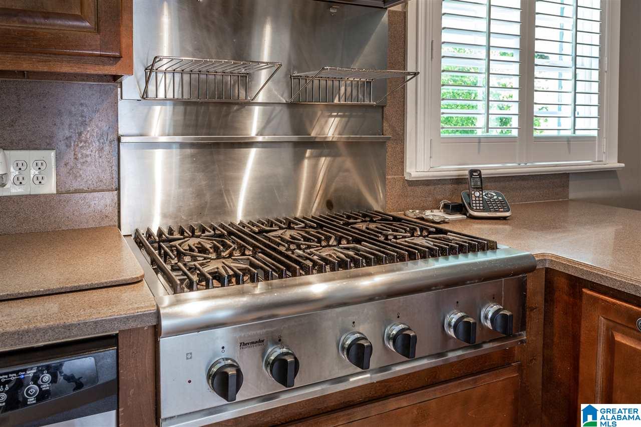 1028 Montvue Road Anniston, AL 36207 - Photo 8 of 50