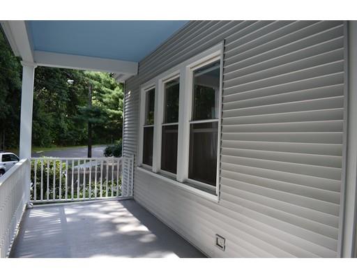 183 Trafton Road Springfield, MA 01108 - Photo 4 of 36 Gallery Image 4