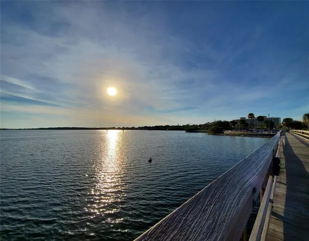 a view of a workspace with furniture