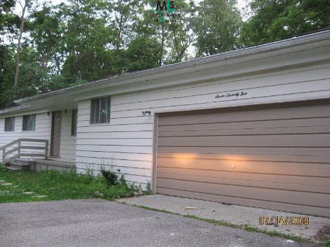 775 East Gunn Road Rochester, MI 48306 - Photo 1 of 1 352669.JPG