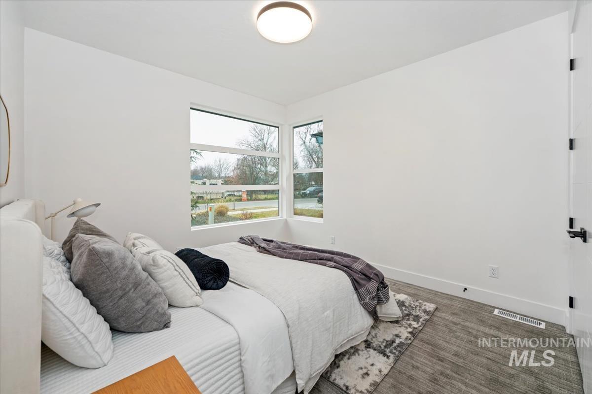 6248 West Elmer Street Boise, ID 83703 - Photo 4 of 40 Carpeted bedroom with baseboards