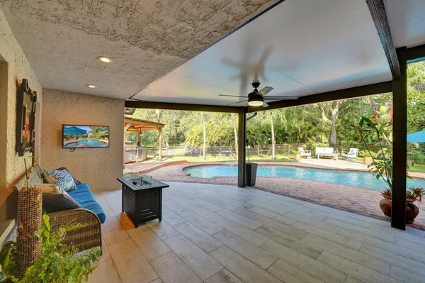 $949,000 | 9931 Southwest 23rd Street, Davie, FL 33324