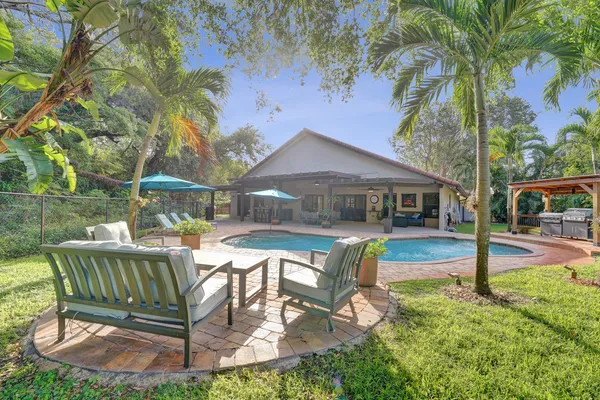 $949,000 | 9931 Southwest 23rd Street, Davie, FL 33324