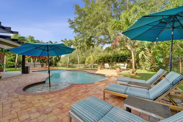 $949,000 | 9931 Southwest 23rd Street, Davie, FL 33324