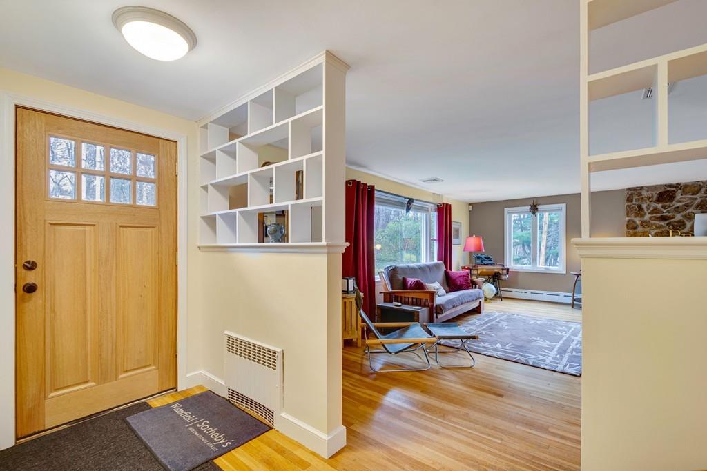 398 North Road Bedford, MA 01730 - Photo 3 of 39 Gallery Image 3