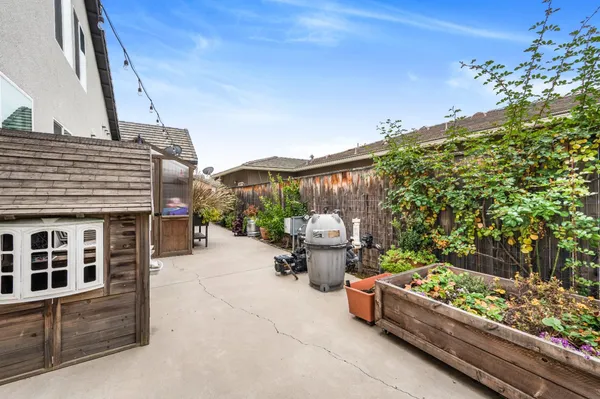 $767,000 | 3063 Robinwood Avenue, Clovis, CA 93619