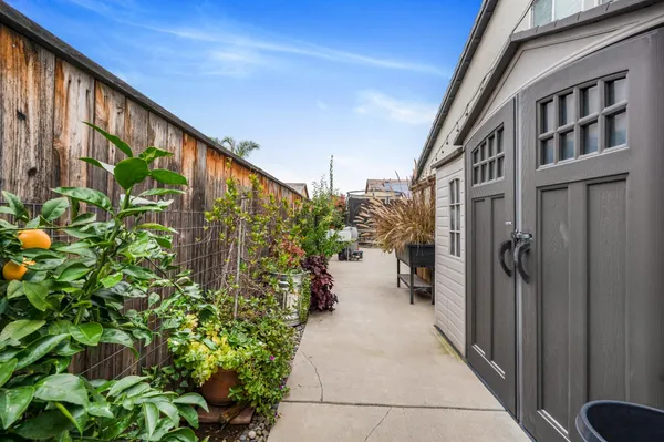 $767,000 | 3063 Robinwood Avenue, Clovis, CA 93619