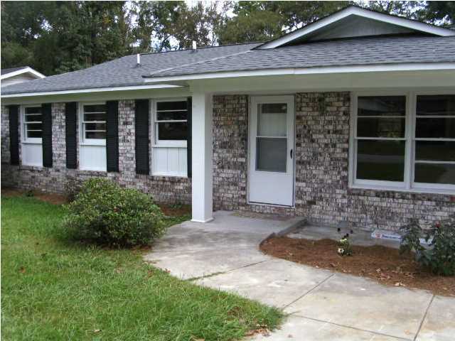 112 Rahway Road Goose Creek, SC 29445 - Photo 1 of 7 Primary Photo