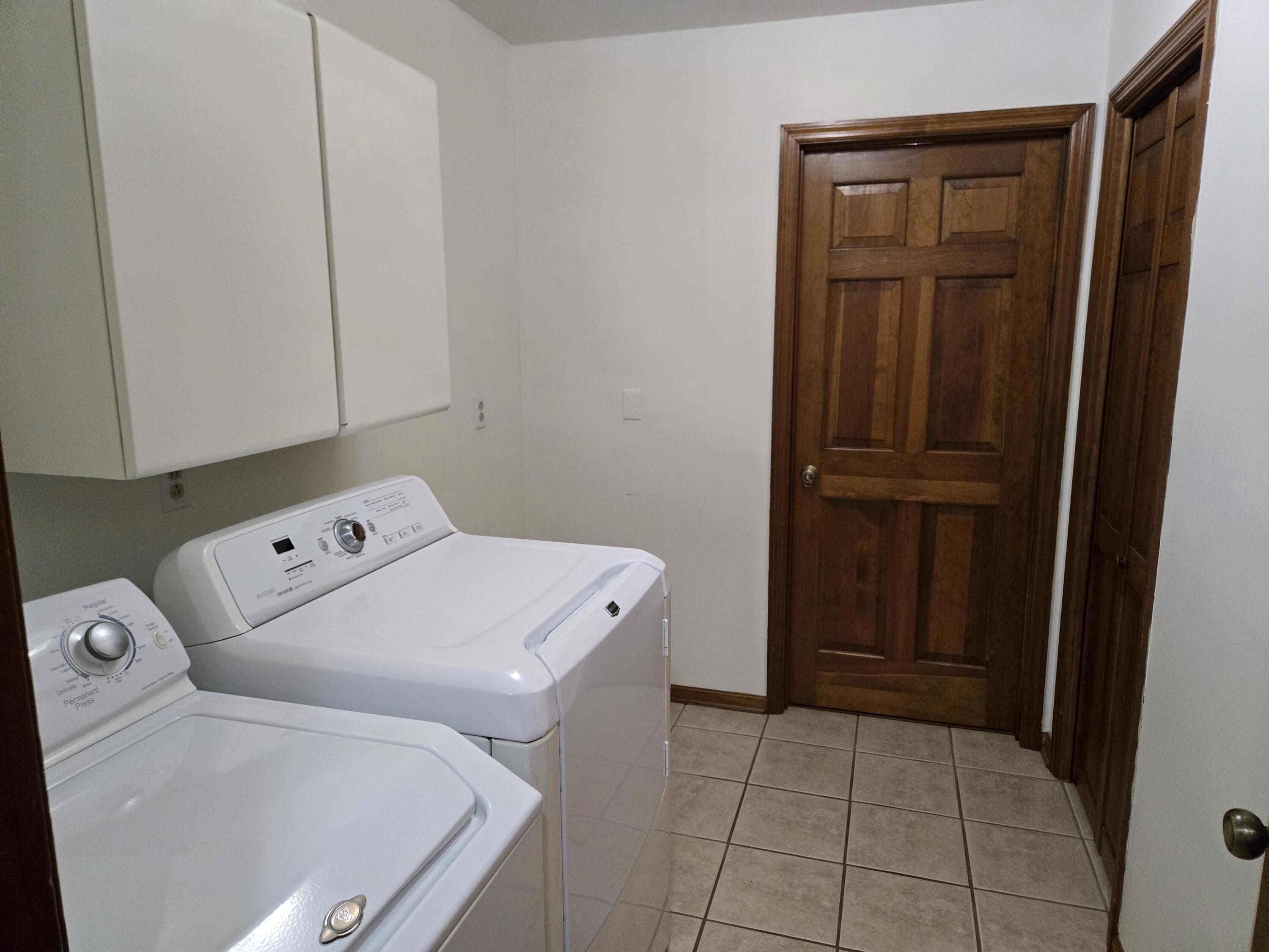 204 Old County Road Ringgold, GA 30736 - Photo 28 of 79 laundry