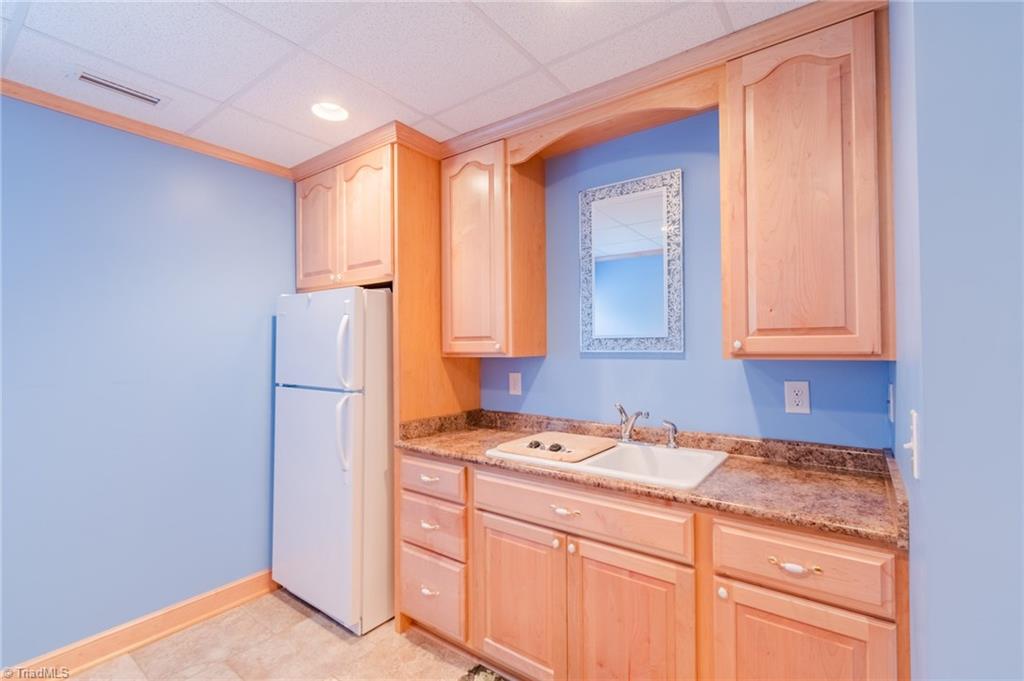 5808 Oakside Road Winston-Salem, NC 27104 - Photo 22 of 29 Gallery Image 22