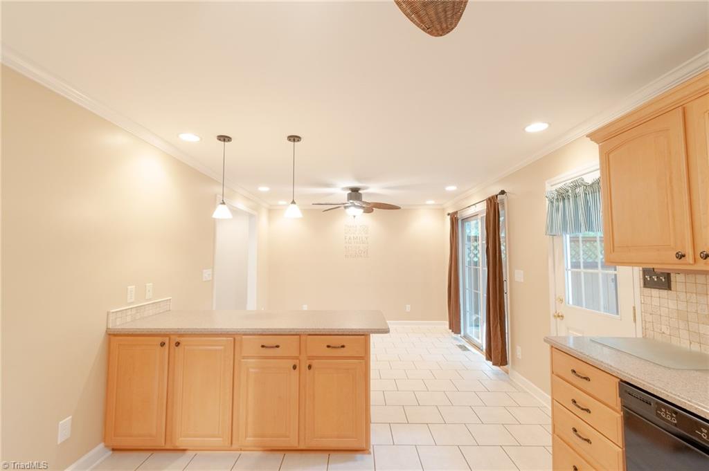 5808 Oakside Road Winston-Salem, NC 27104 - Photo 6 of 29 Dining room view from kitchen