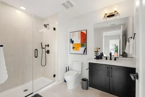 $715,000 | 287 Maverick Street, Unit 201, Boston, MA 02128