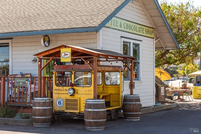 $1,895,000 | 512-518 Kentucky Street, Petaluma, CA 94952