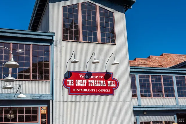 $1,895,000 | 512-518 Kentucky Street, Petaluma, CA 94952