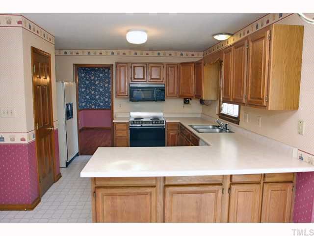 111 Oxpens Road Cary, NC 27513 - Photo 3 of 12 Gallery Image 3
