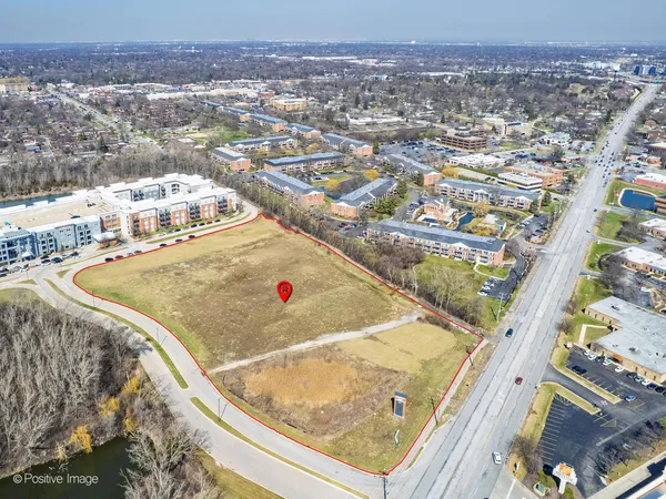 $4,000,000 | 1-s625 1-s625 Oakbrook Lake, Villa Park, IL 60181