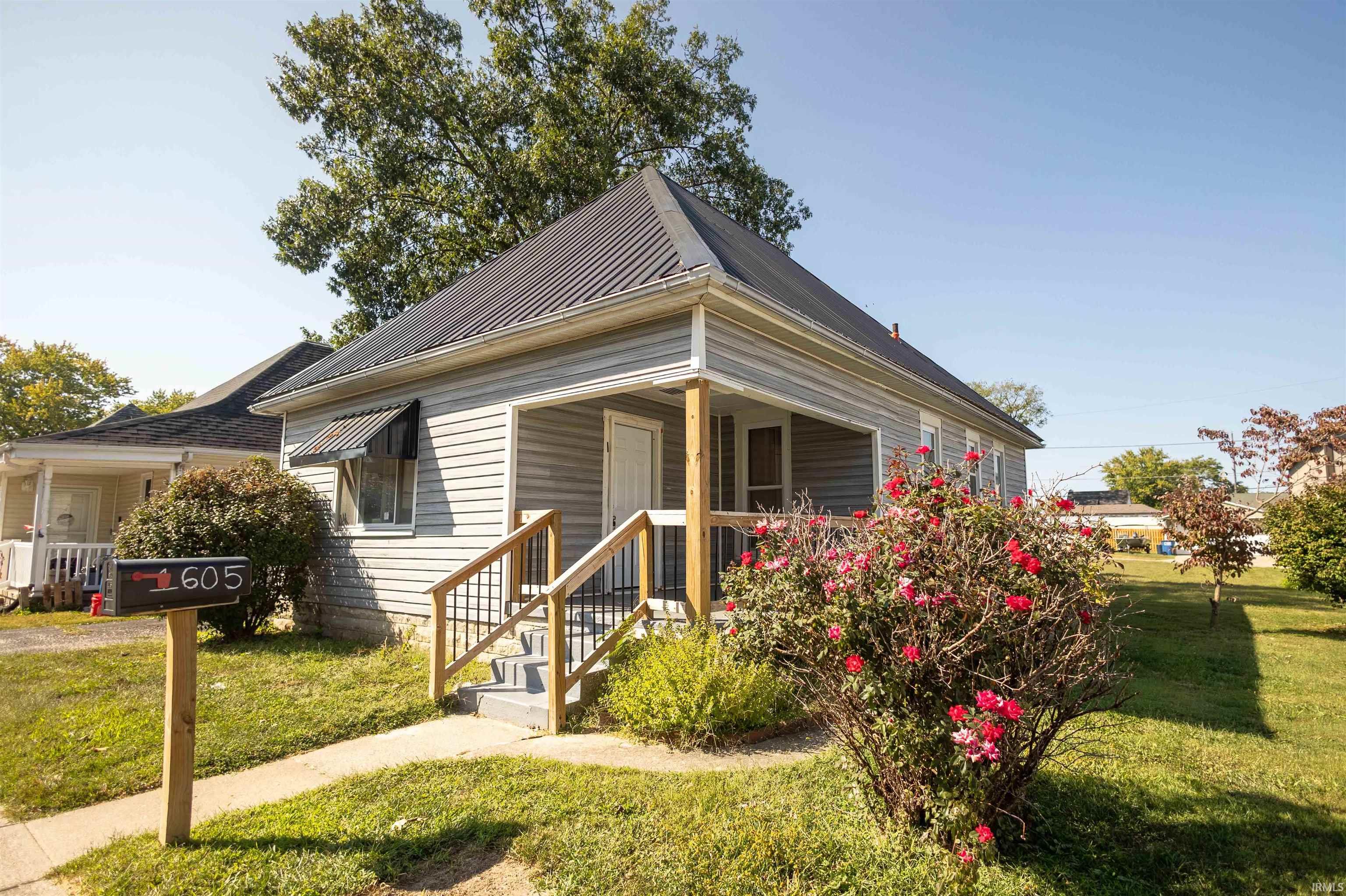 1605 6th Street Bedford, IN 47421 - Photo 1 of 14
