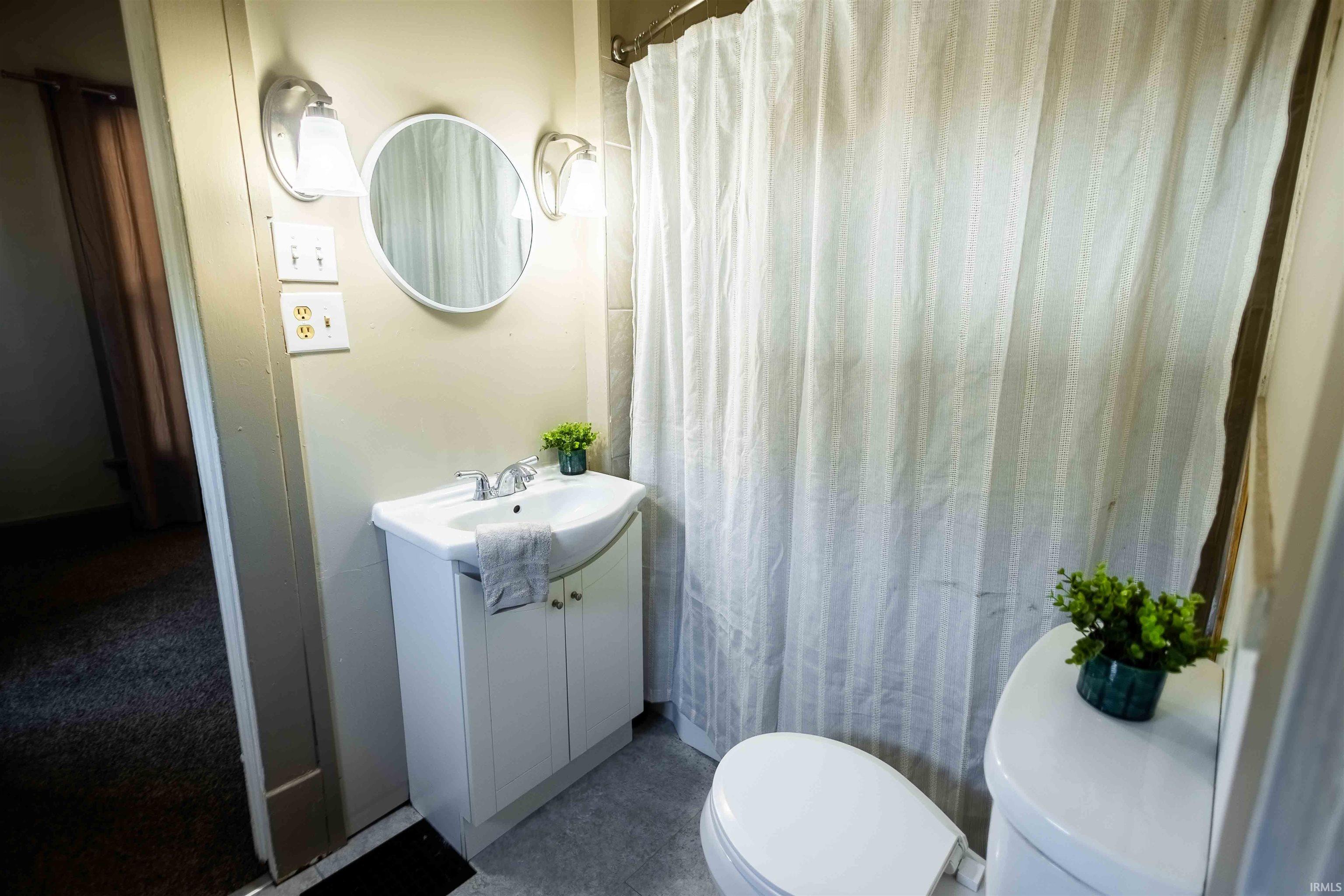 1605 6th Street Bedford, IN 47421 - Photo 11 of 14