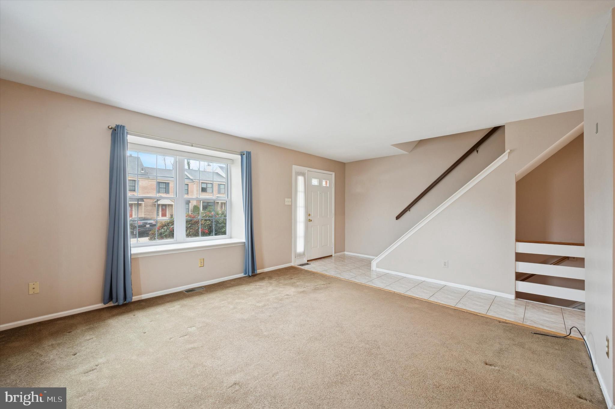 25 Ruth Road Brookhaven, PA 19015 - Photo 3 of 15 an empty room with windows