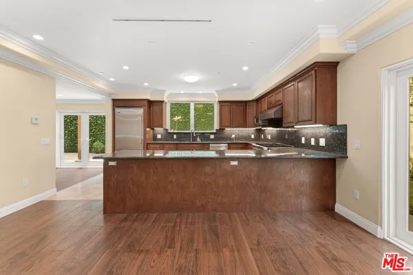 $7,100 | 1630 Bridgeport Drive, Los Angeles, CA 90065