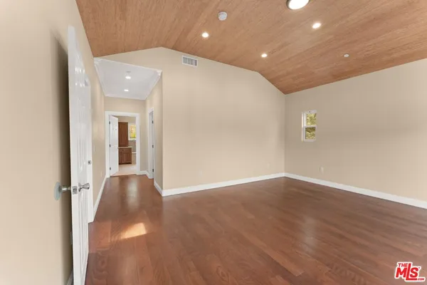 $7,100 | 1630 Bridgeport Drive, Los Angeles, CA 90065