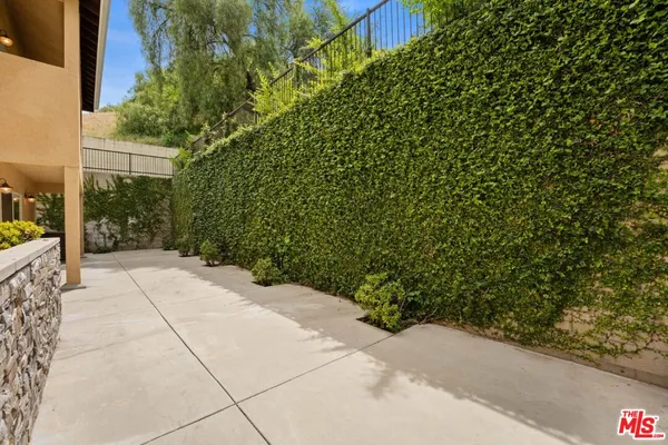 $7,100 | 1630 Bridgeport Drive, Los Angeles, CA 90065