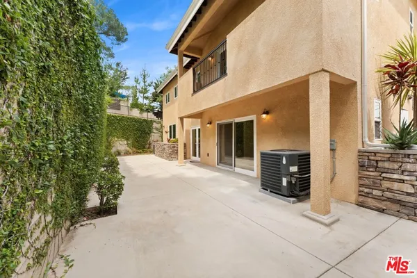 $7,100 | 1630 Bridgeport Drive, Los Angeles, CA 90065