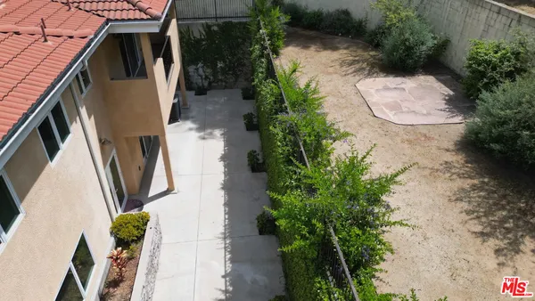 $7,100 | 1630 Bridgeport Drive, Los Angeles, CA 90065