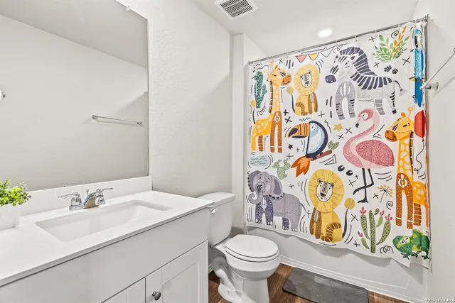 $2,200 | 14106 Llano, San Antonio, TX 78253