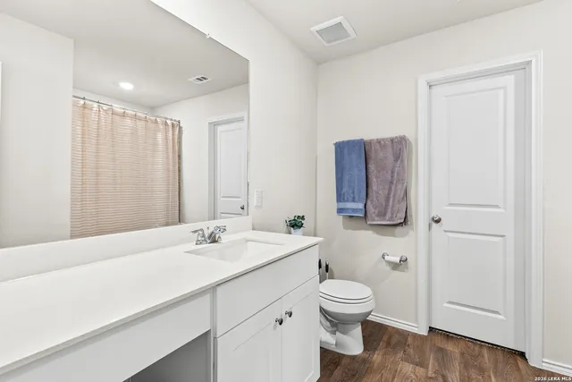 $2,200 | 14106 Llano, San Antonio, TX 78253