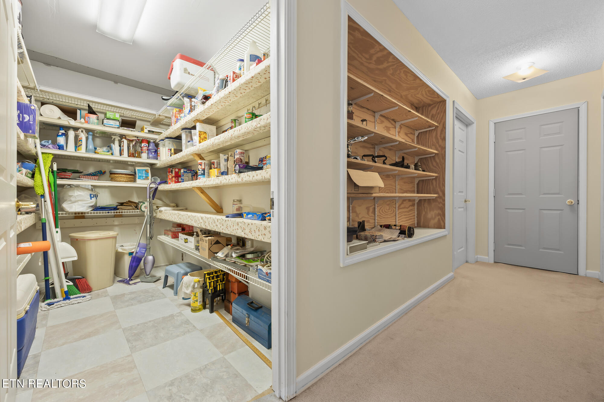 263 Spruce Loop Crossville, TN 38555 - Photo 35 of 35 Pantry.Hall