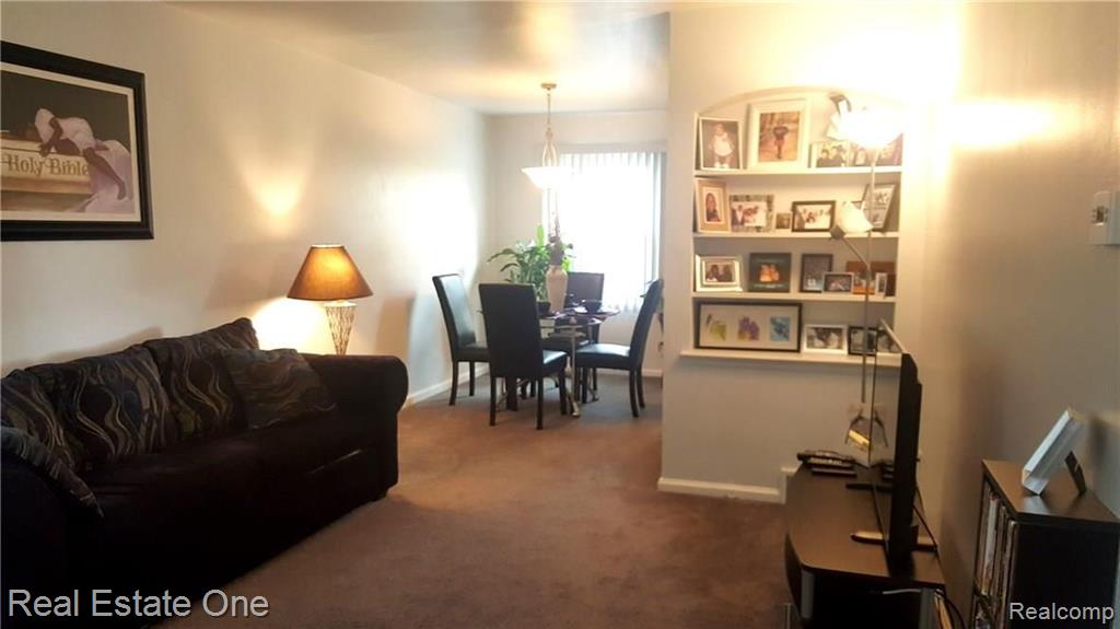 4580 Firestone Street Dearborn, MI 48126 - Photo 9 of 22