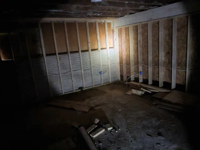 a view of utility room