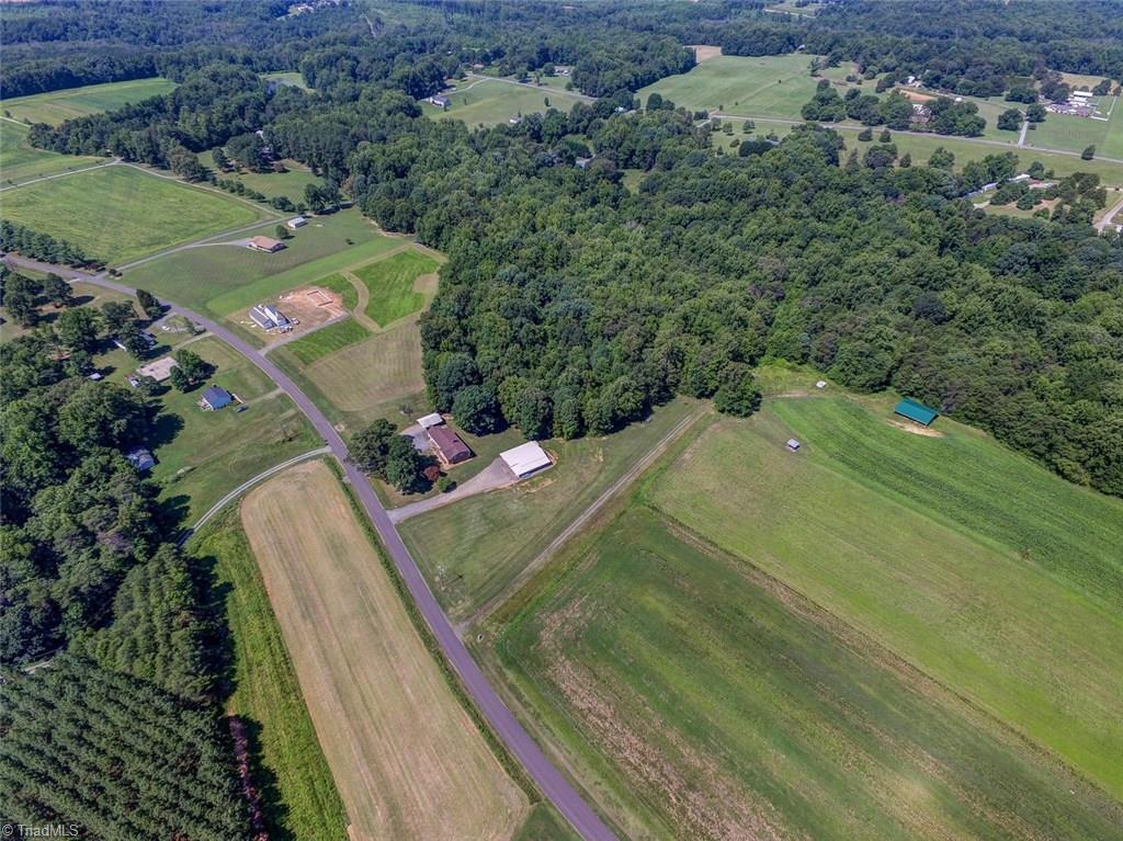 260 Lindsey Road Reidsville, NC 27320 - Photo 7 of 7 Gallery Image 7