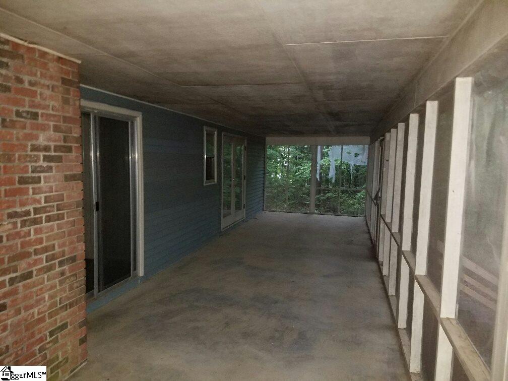 125 Knoxtowne Road Easley, SC 29640 - Photo 7 of 14