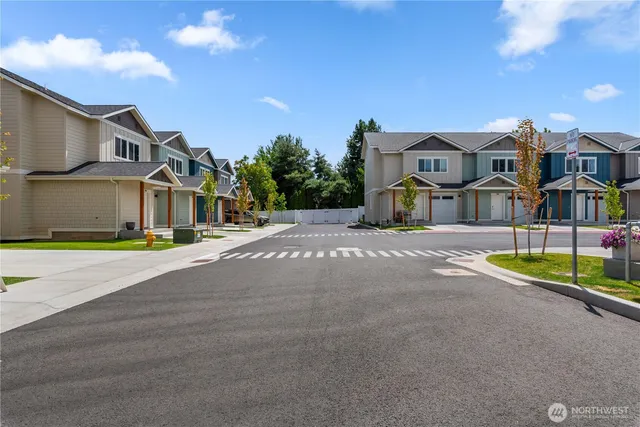 $438,000 | 1030 Finch Lane, Unit H1, Wenatchee, WA 98801