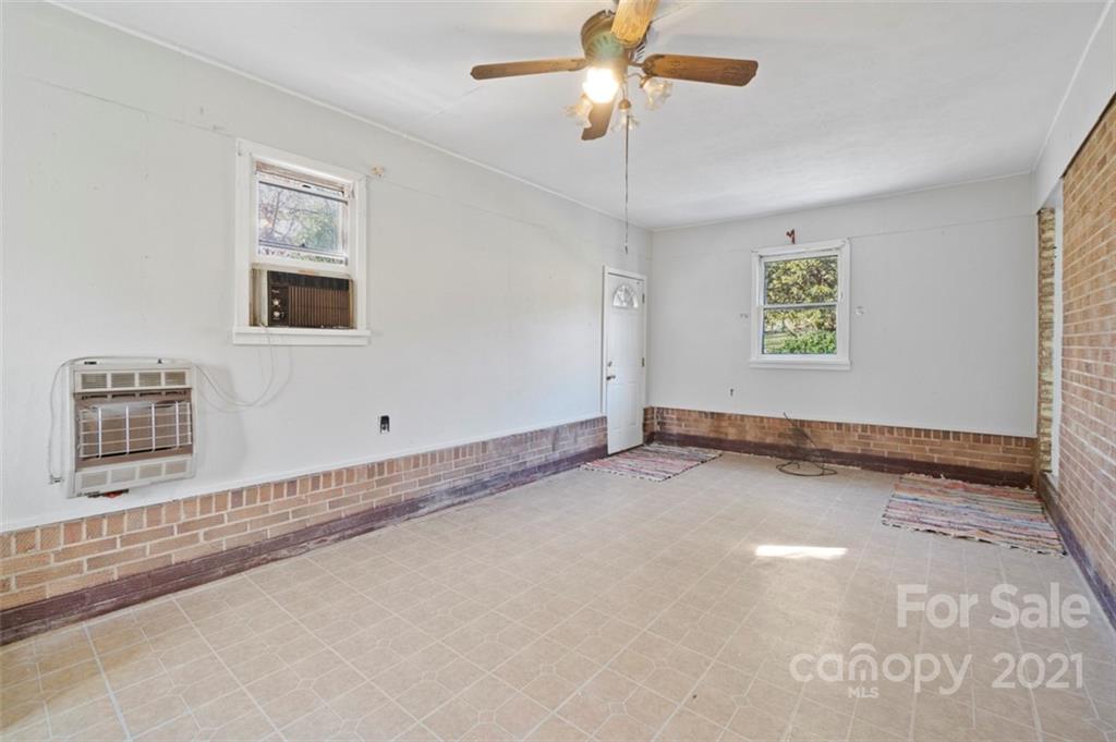 1379 Avery Road Morganton, NC 28655 - Photo 16 of 30 Gallery Image 16