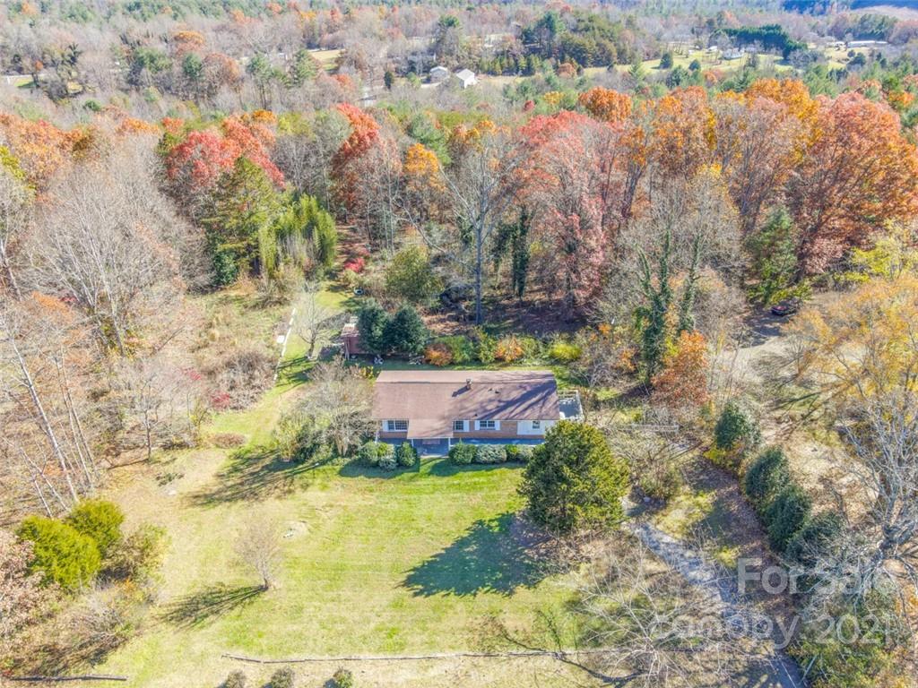1379 Avery Road Morganton, NC 28655 - Photo 2 of 30 Gallery Image 2