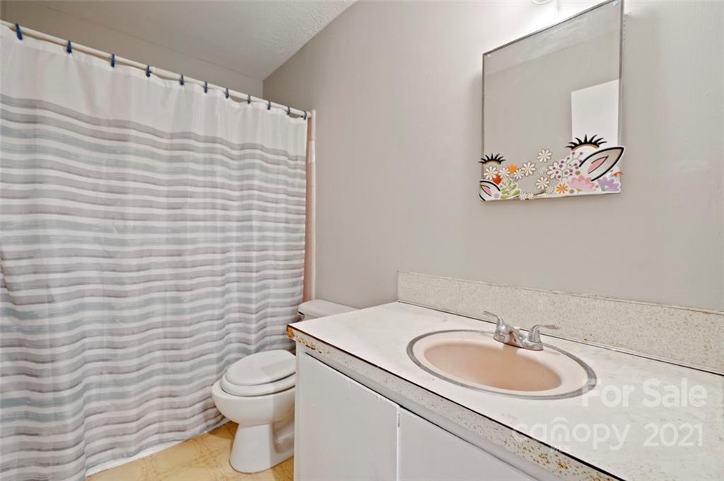 1379 Avery Road Morganton, NC 28655 - Photo 26 of 30 Gallery Image 26