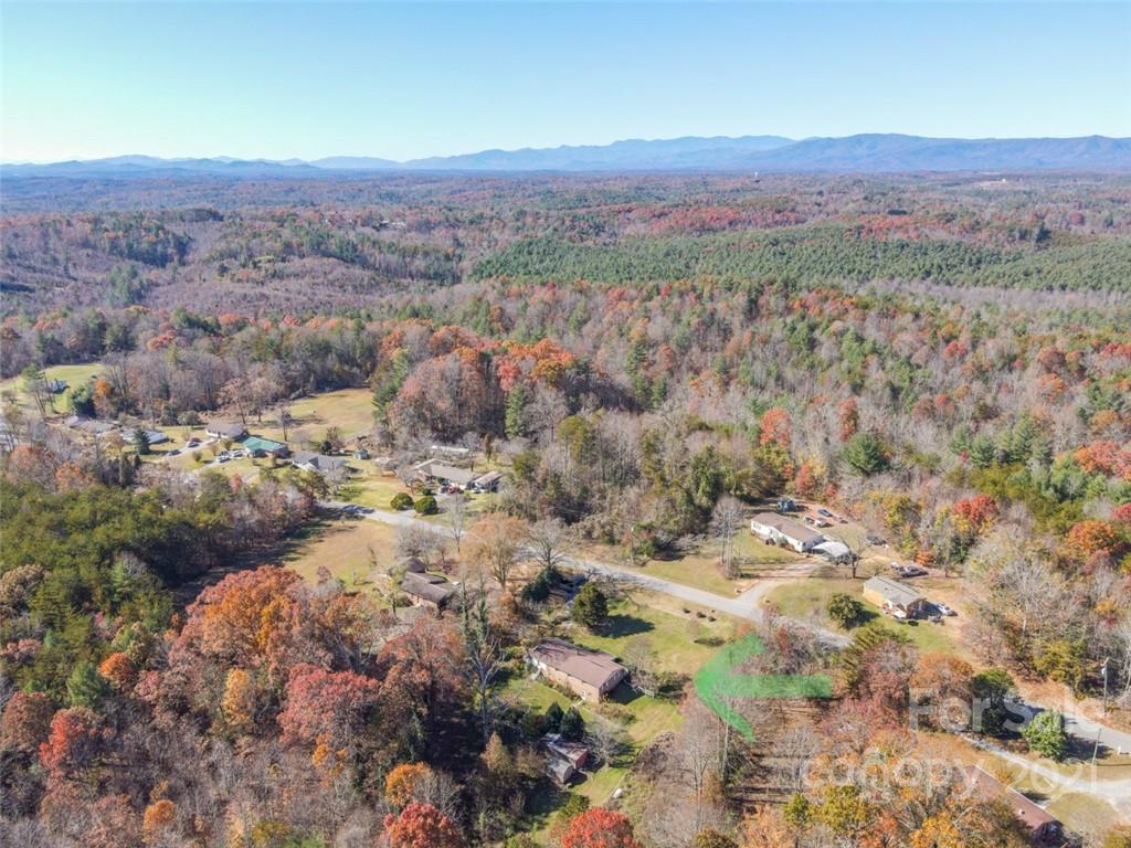 1379 Avery Road Morganton, NC 28655 - Photo 9 of 30 Gallery Image 9
