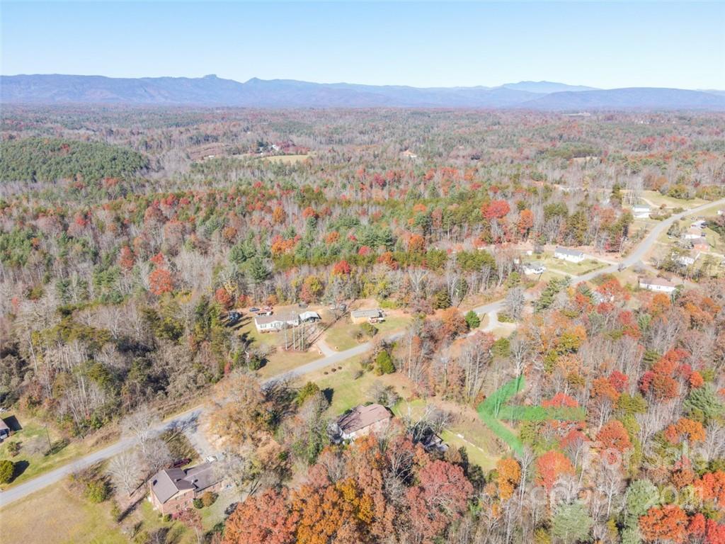 1379 Avery Road Morganton, NC 28655 - Photo 10 of 30 Gallery Image 10