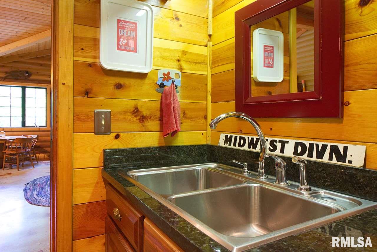 260 Grimm Road Congerville, IL 61729 - Photo 6 of 36